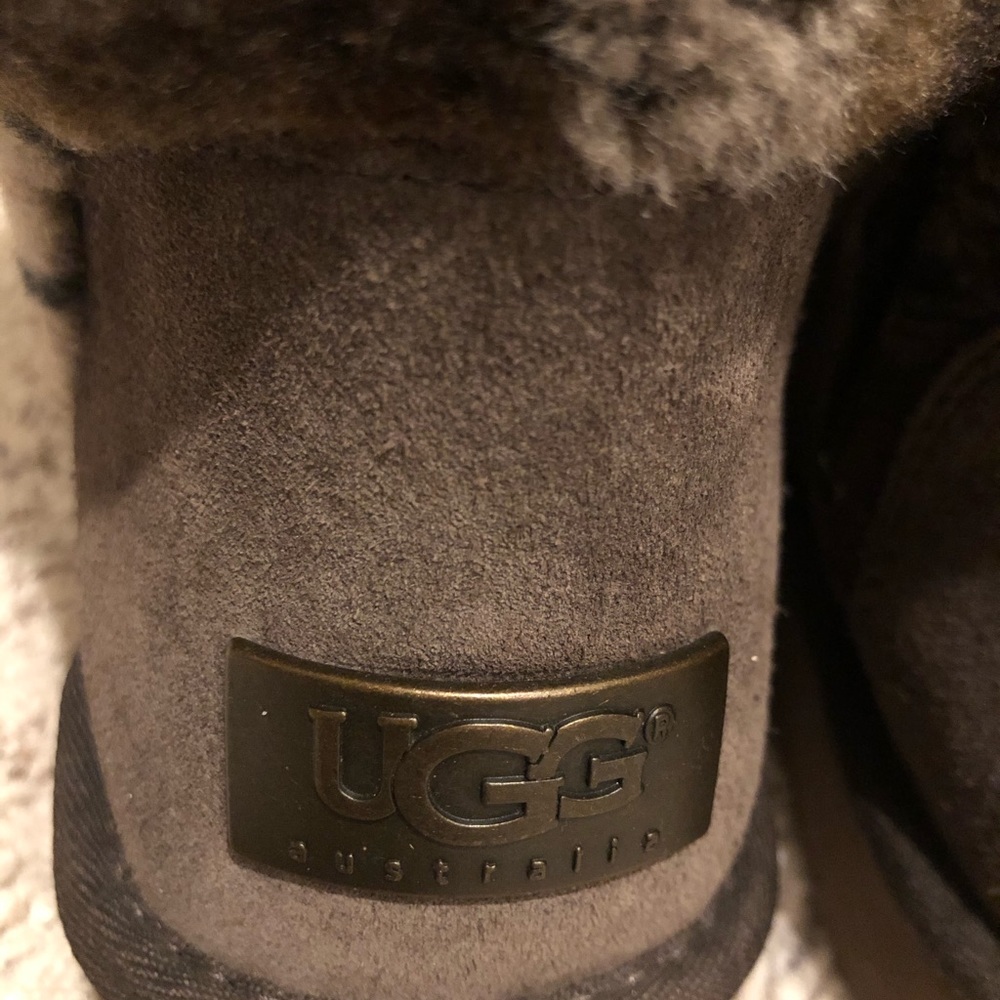 Ugg Boots - image 5